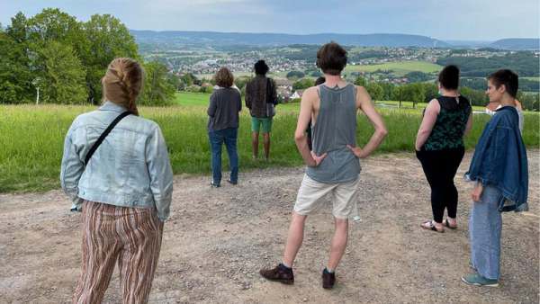 körpersprache, gruppenübung, selbstwahrnehmung Körpersprache bewusst wahrnehmen