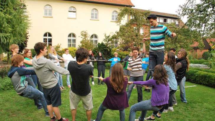 Teamwork, Vertrauen, Balance, Gruppe, Outdoor, Jugendliche